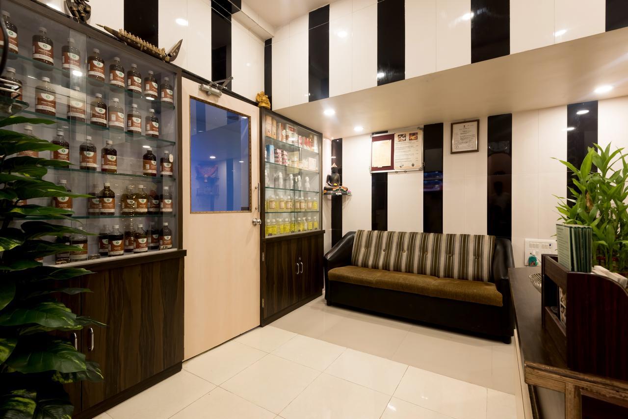 Hotel Panchratna Panvel Exteriér fotografie