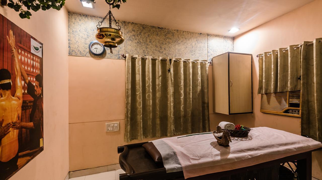 Hotel Panchratna Panvel Exteriér fotografie